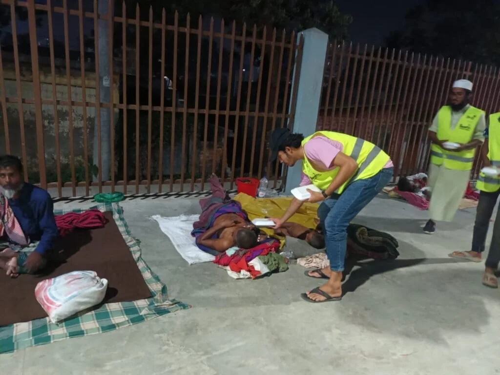 Food for Homeless in Ramadan.webp